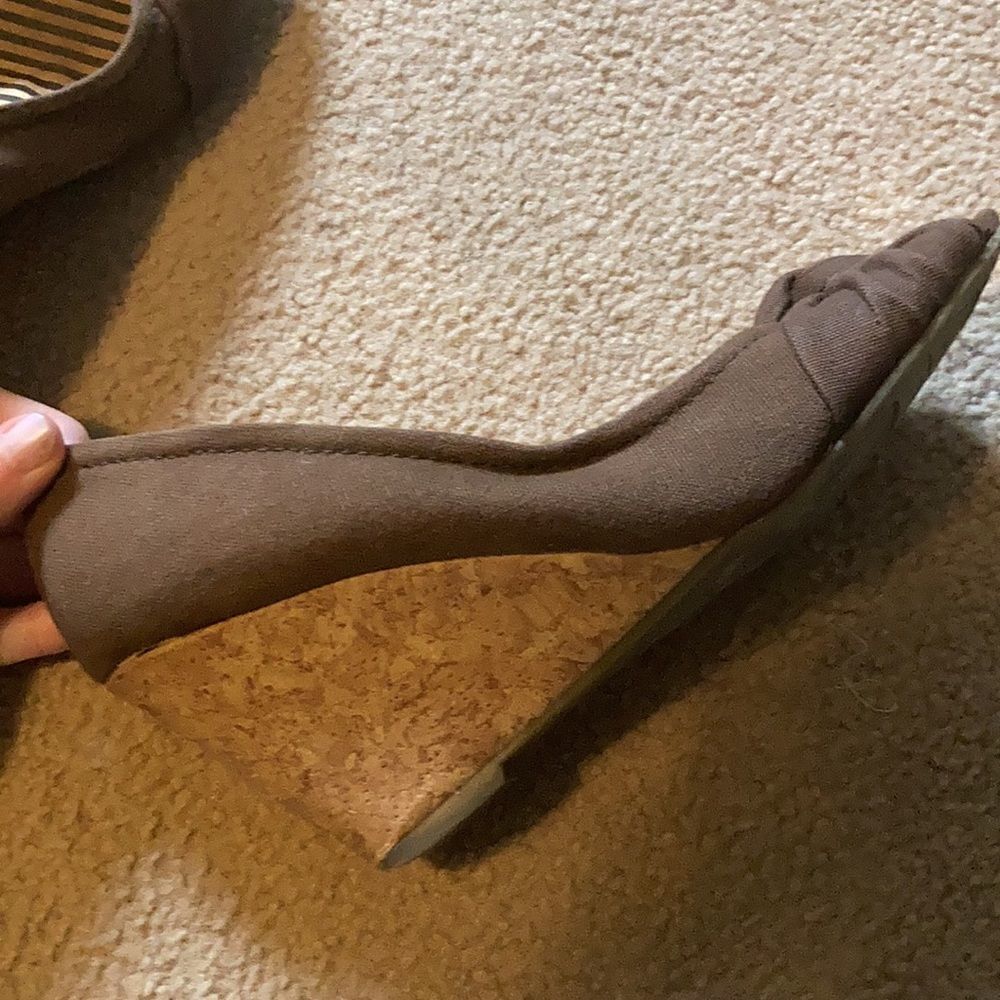 AE wedges 